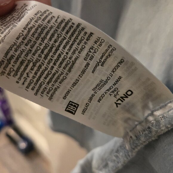 Button down shirt - Picture 3 of 3